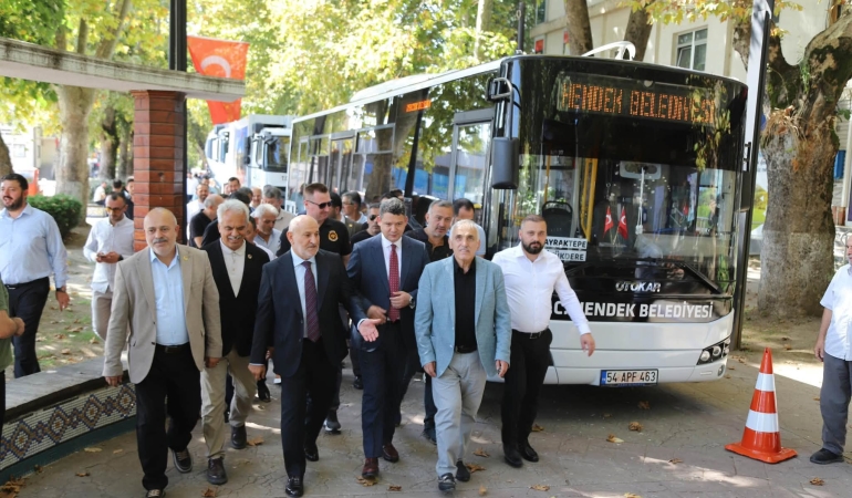 HENDEK BELEDİYESİ ARAÇ FİLOSUNU GÜÇLENDİRMEYE DEVAM EDİYOR