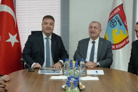 Ümit_Özdağ_İzmir_Şöförler_ve_Otomobilciler_Odası_ziyareti_25.09.2026_3_153416181