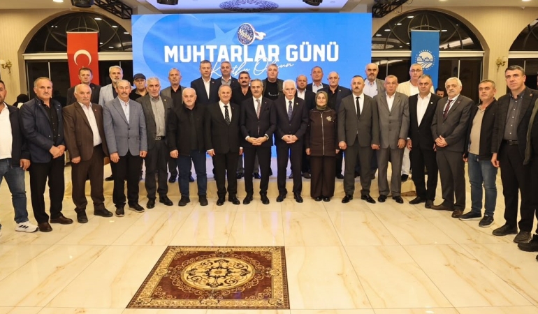 Başkan Alemdar muhtarlarla buluştu:  “Gayemiz günü kurtarmak değil Sakarya’nın geleceğine iz bırakmaktır”