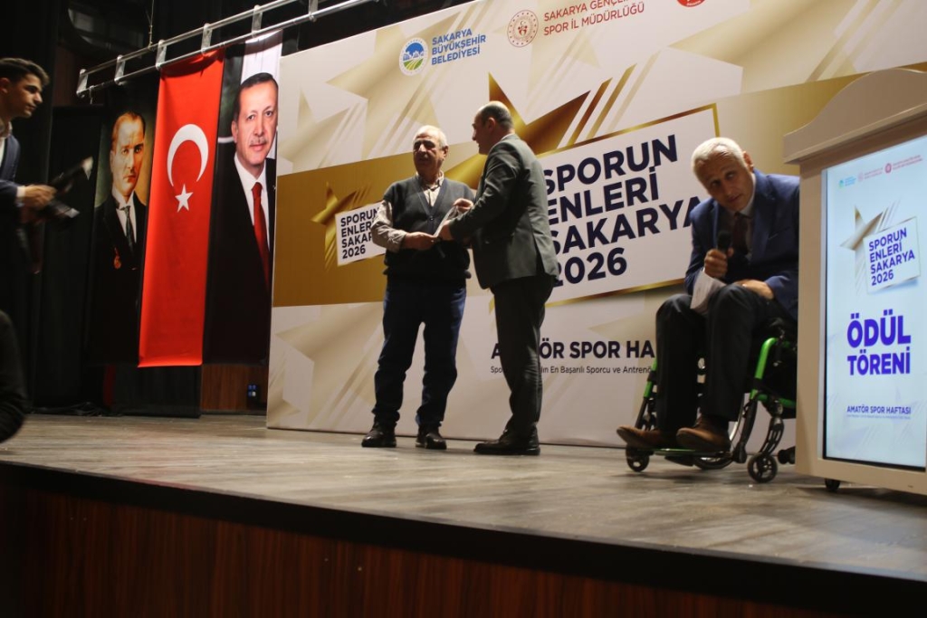 SPORDA YILIN ENLERİ ÖDÜLLERİ SAHİPLERİNİ BULDU..