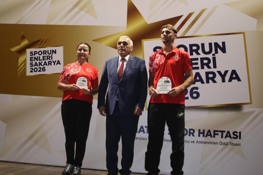 SPORDA YILIN ENLERİ ÖDÜLLERİ SAHİPLERİNİ BULDU..